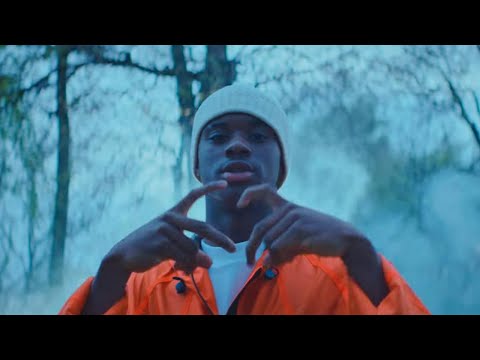 Idi Akz – DSLM? (Does She Love Me?) [Music Video]